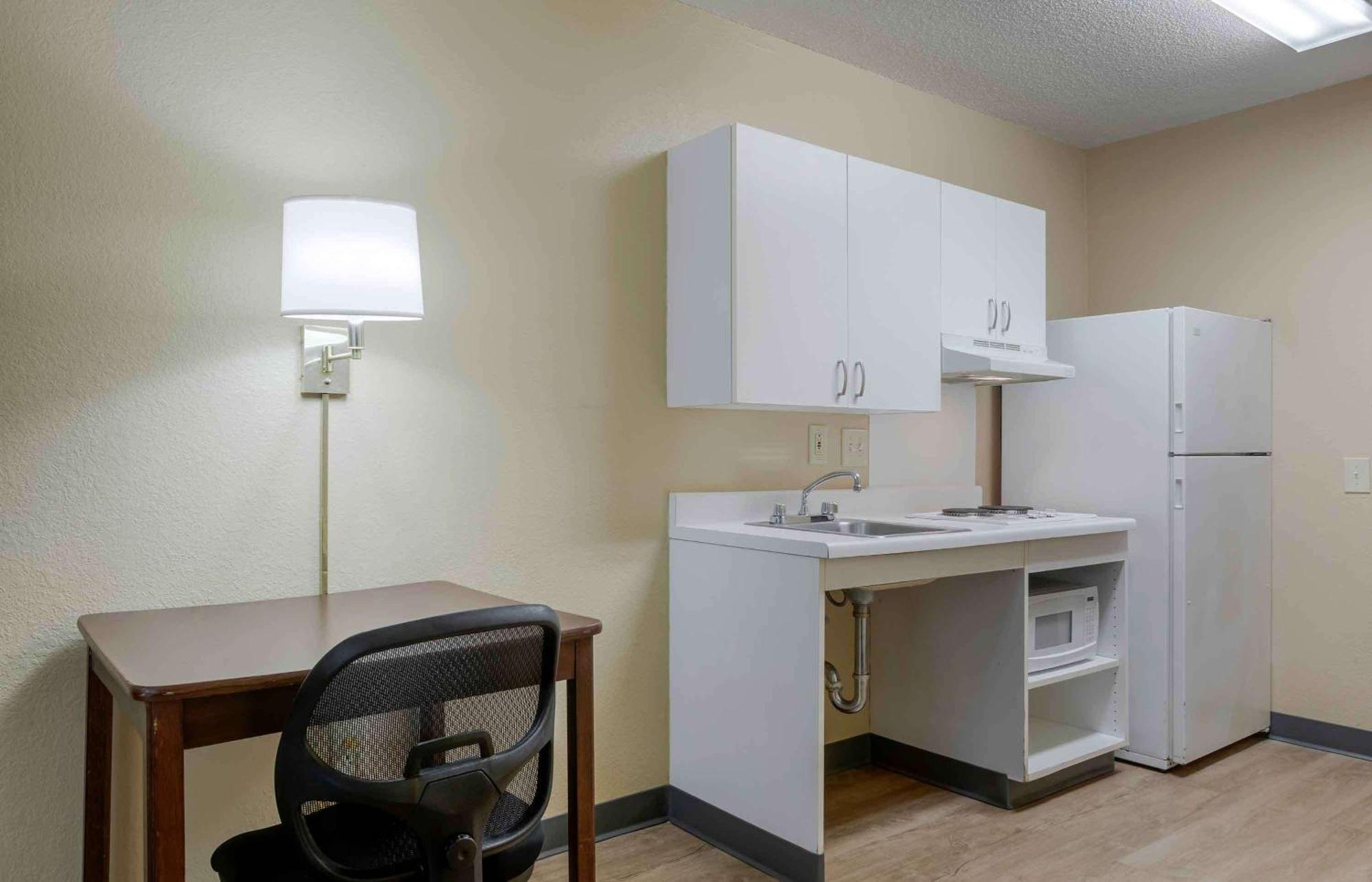 Extended Stay America Select Suites - Houston - Sugar Land Kültér fotó